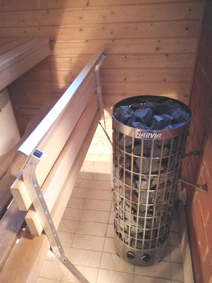 Kuosto Ja Luppo Villa Akaslompolo Luaran gambar