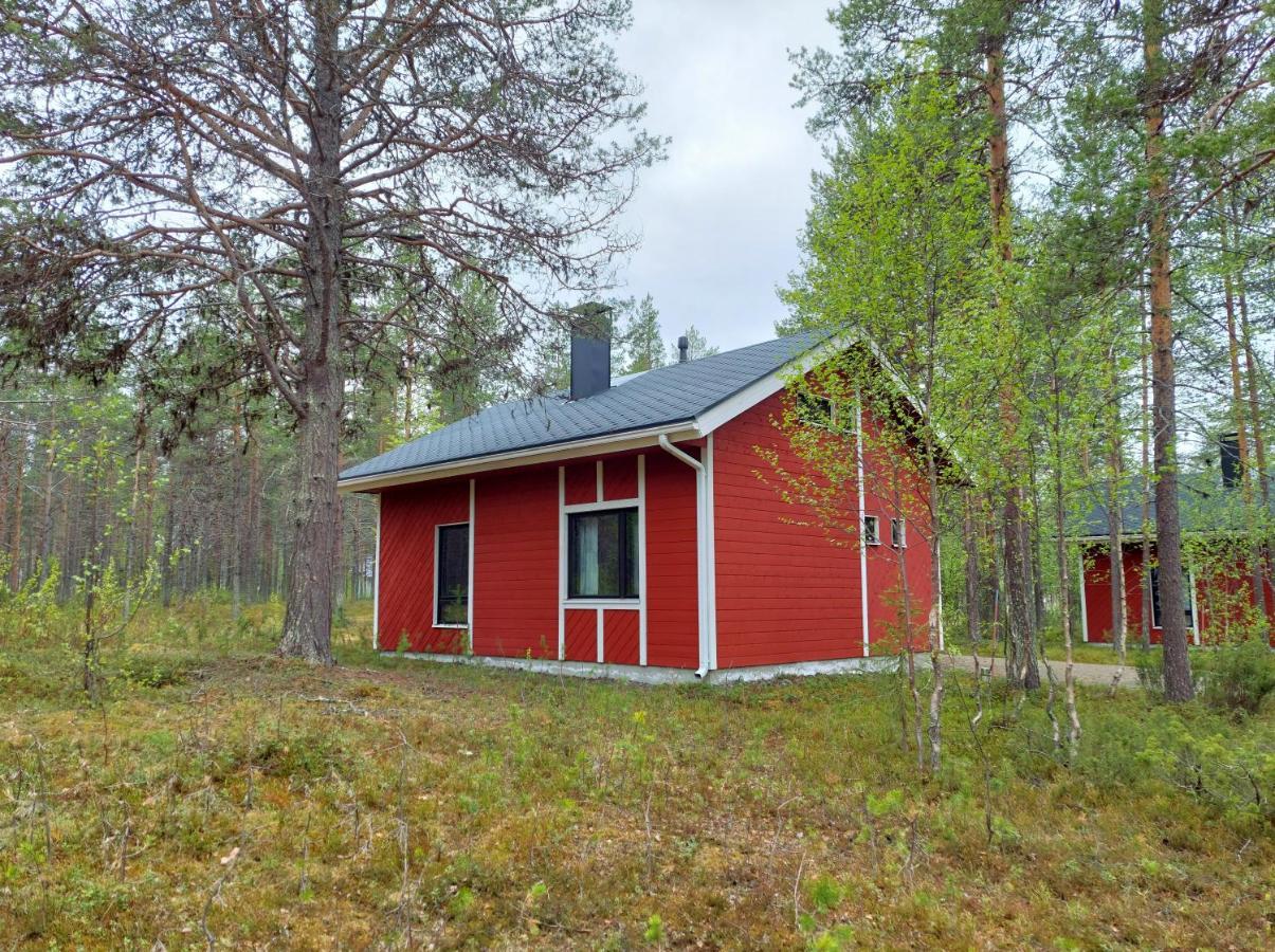 Kuosto Ja Luppo Villa Akaslompolo Luaran gambar